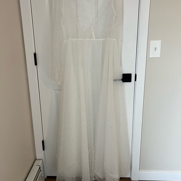 Pearl Robe - Picture 8 of 9